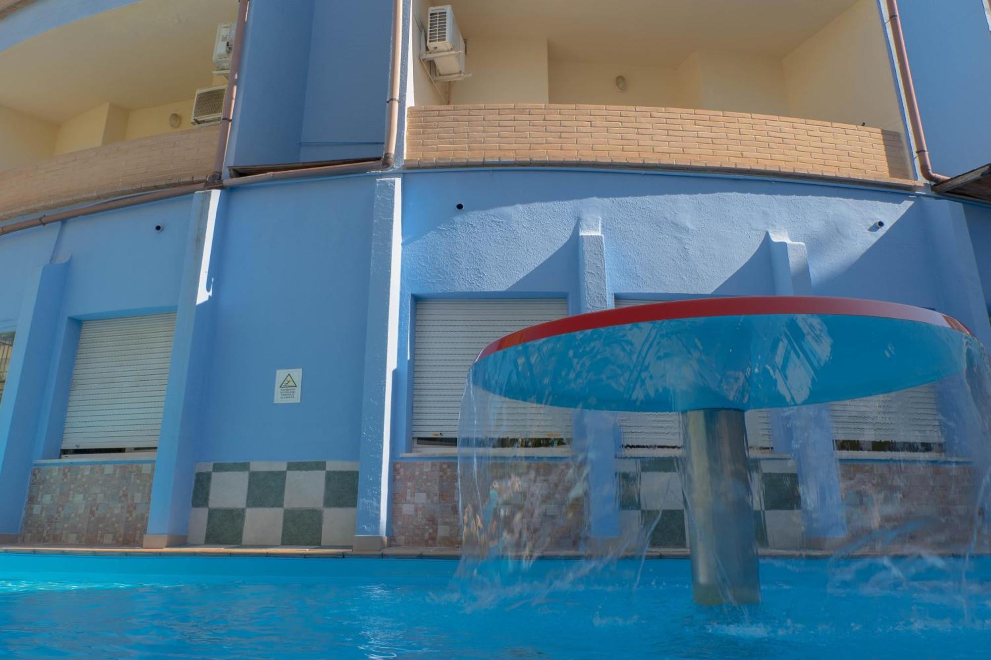 Hotel Albatros Roseto Degli Abruzzi Exterior foto